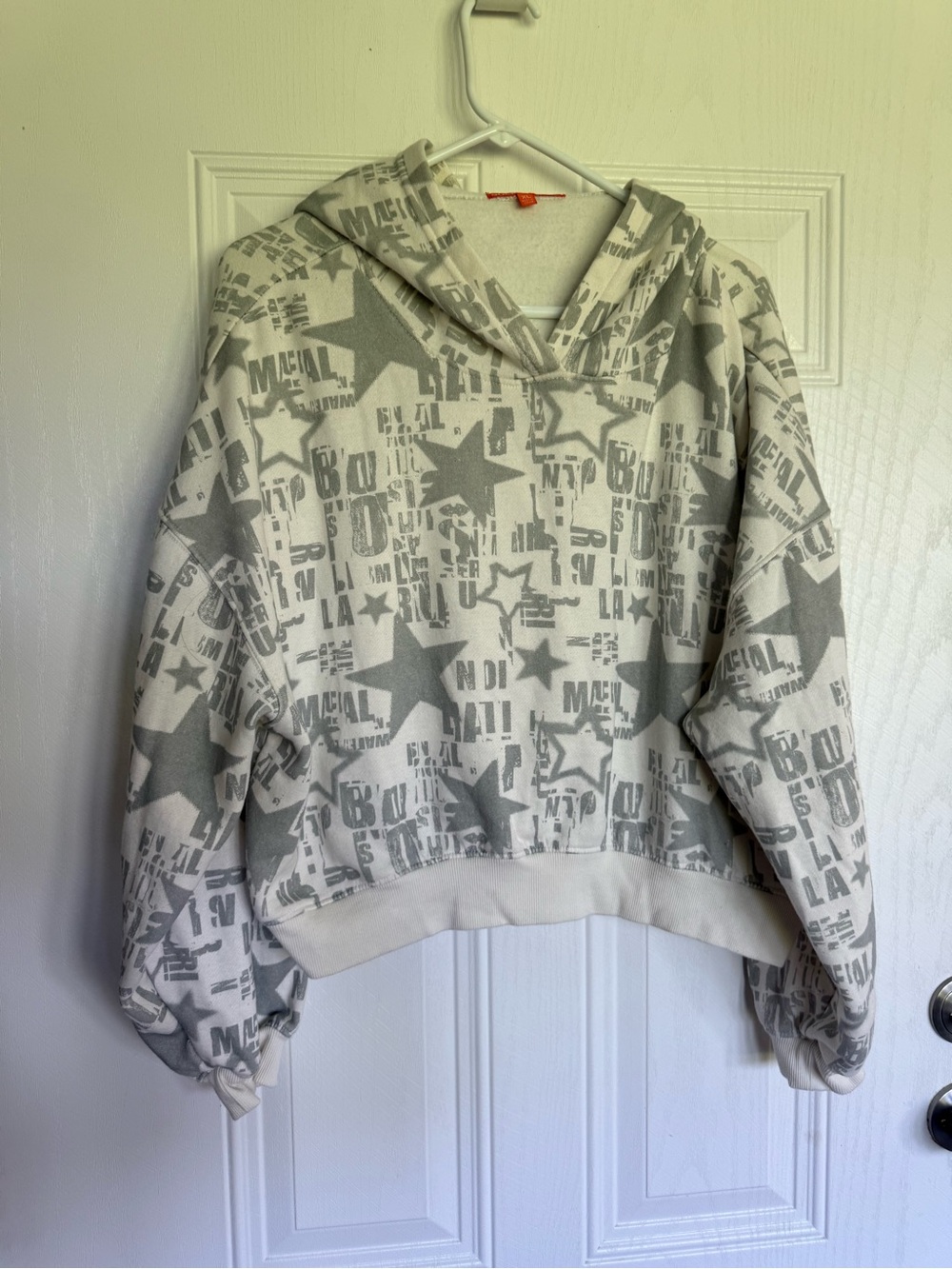 2 for $20 sale: Social scene gray white star text graphic cropped hoodie - XL